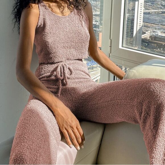 Lulus NWT Teddy-To-Go Taupe Fuzzy Drawstring Joggers size L - Picture 6 of 7